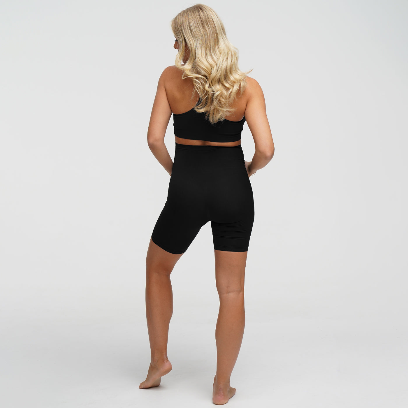 Nahtlose Umstandsshorts mit hohem Bund - 5